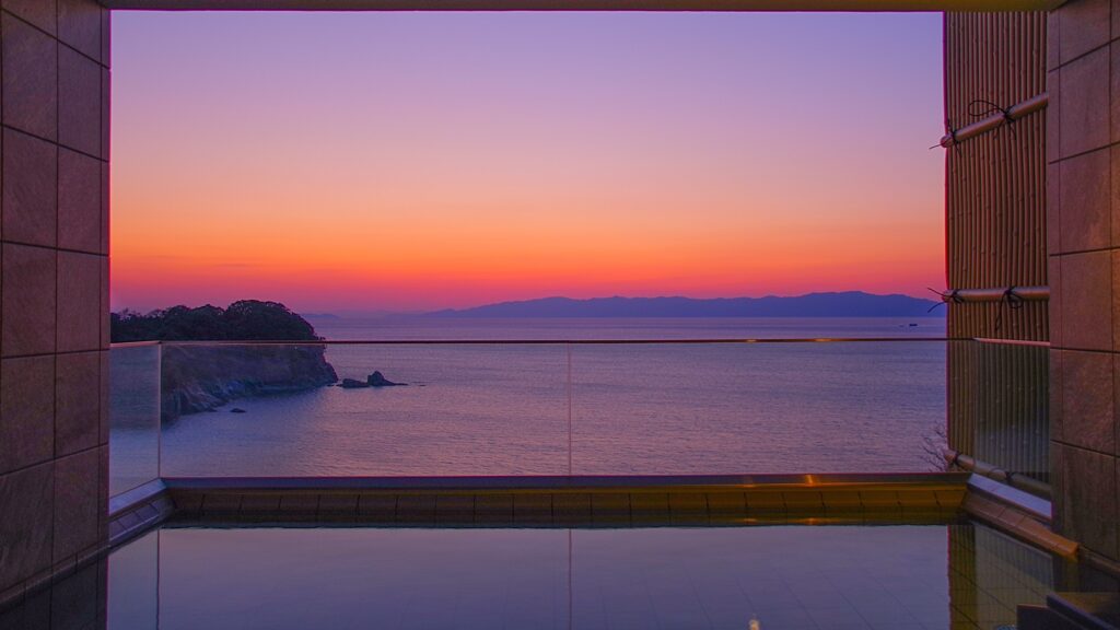 紀淡海峡、絶景風呂の宿